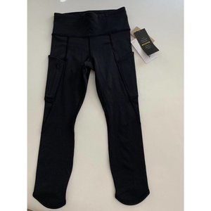 New w tags! Athleta All in Capri sculpted legging black XS Lululemon Vuori style